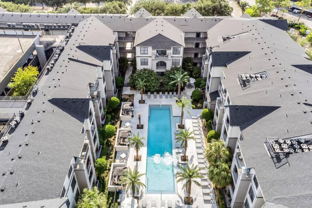 Chic Retreat-Walk To Nrg-Pool Apartment Houston Exterior foto