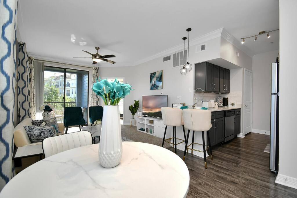 Chic Retreat-Walk To Nrg-Pool Apartment Houston Exterior foto